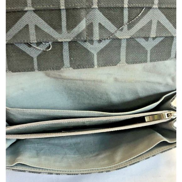 Malia Designs Fair Trade Wallet Gray Black Chevron Credit Card Organizer - Picture 5 of 6